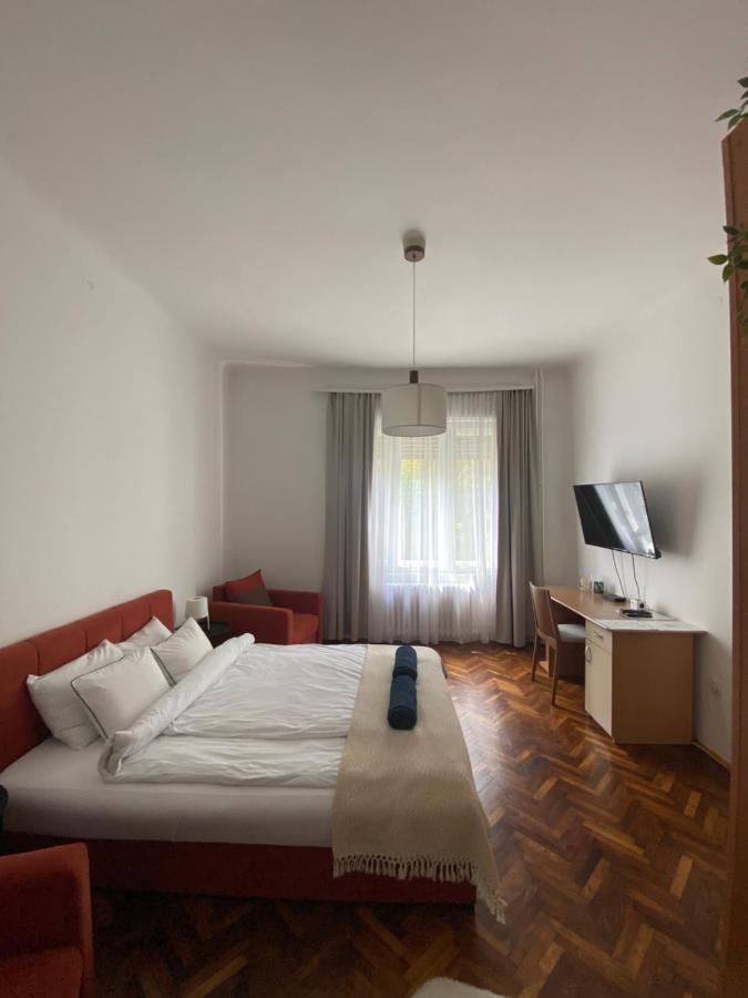 Flora Apartment Нови-Сад Экстерьер фото